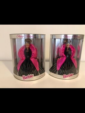 Barbie Black Ball Gown with Bright Pink Cape - Happy Holidays
